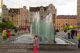 „Wrocław wody i światła — fontanny miasta” Wrocław wroclaw rynek fontanna zdroj DSC01025