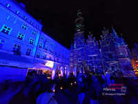 Architektura światła i pamięci. Trzydniowy spektakl video mappingu „Serce Miasta” na wrocławskim Ratuszu Wrocław wroclaw video mapping 20260614 224216-13