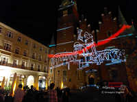 Architektura światła i pamięci. Trzydniowy spektakl video mappingu „Serce Miasta” na wrocławskim Ratuszu Wrocław wroclaw video mapping 20260614 232238-44